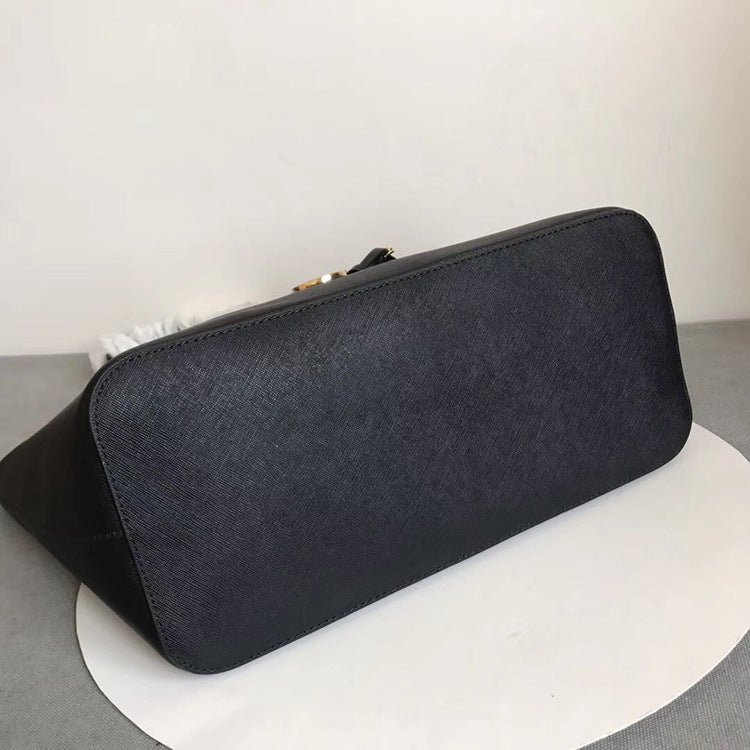 5810744813_1585587444