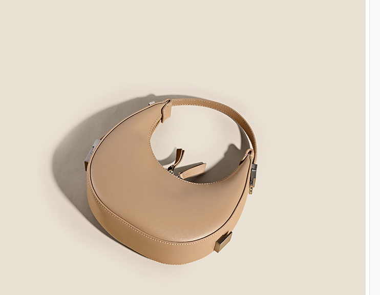 7d95a761-0120-45cf-a483-93d14d429ae6